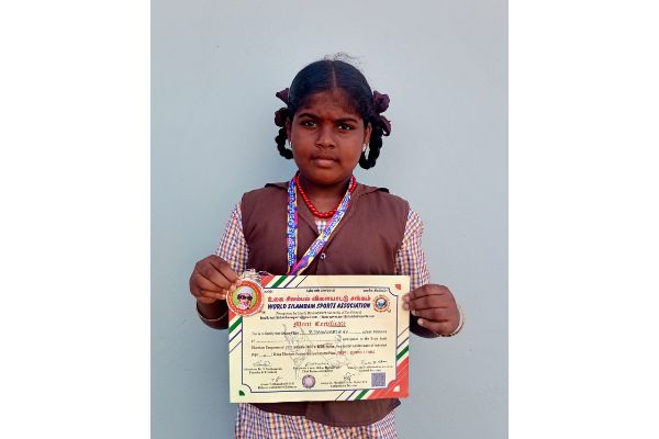 Our student P.Ragavarthiny VI std won the Silver medal in State  Level Silambam sangamam competition on 27.02.2022 held at MGR house Ramapuram, Chennai.