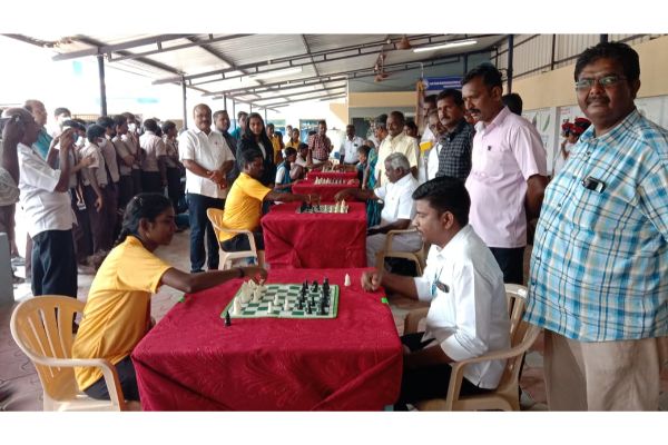 Our School Participated in 44th Chess Olympiad Torch Rally. The matter  published in the newspaper  Dhinakaran' and 'Dinamalar' Dt. 27.07.2022 -  Sairam Schools, Sairam Matriculation Hr. Sec. School